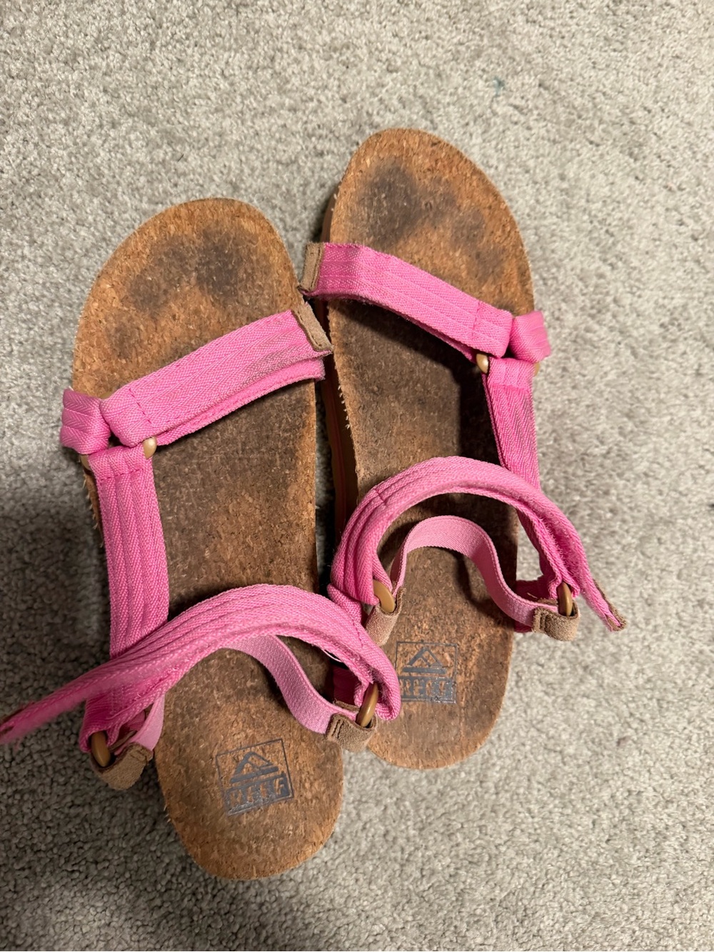 Reef Pink Strappy Women's Sandals